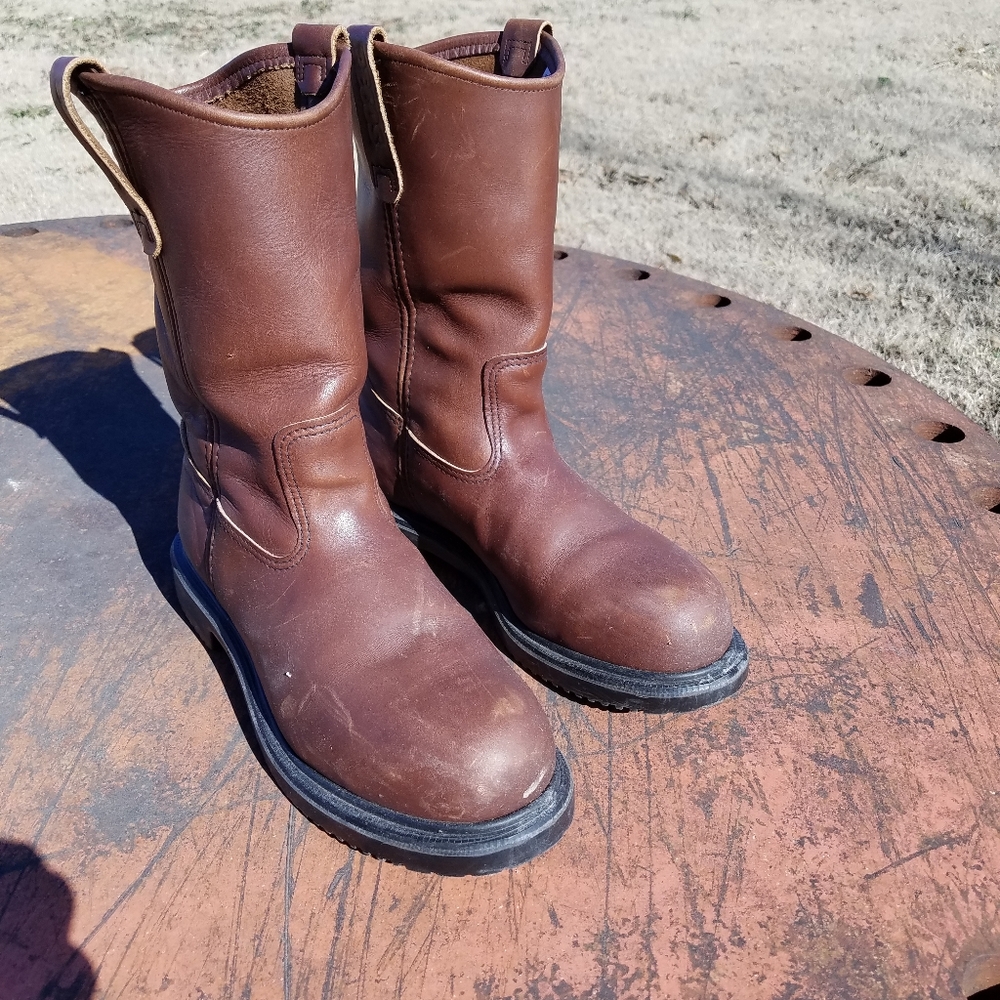 Red wing boot